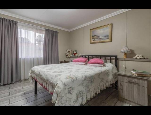 3 BEDROOM HOUSE FOR SALE IN FISHERS HILL